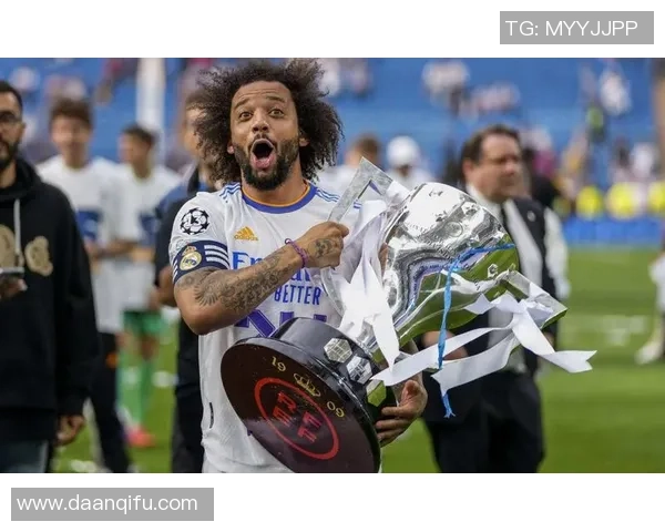 法国与德国足球明星的辉煌历史与传奇对决解析