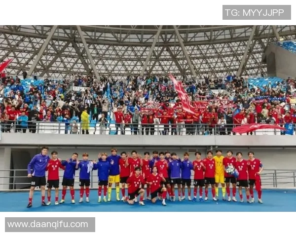 足球明星齐聚南京引发热潮球迷期待盛大赛事盛况 足球明星齐聚南京引发热潮球迷期待盛大赛事盛况