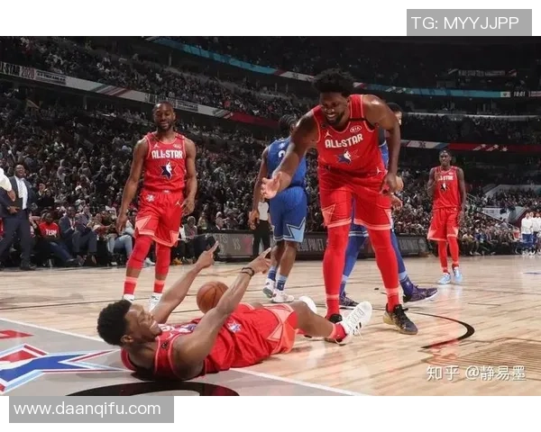 重庆篮球队与南京篮球队实力对比赛后分析与复盘探讨