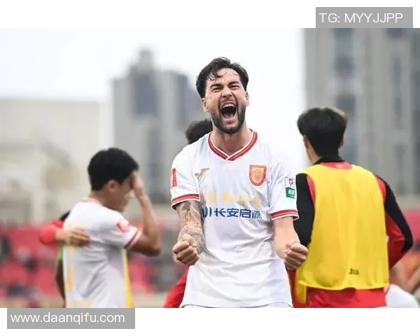 重庆足球队在最新耐力榜单中夺冠引领足球耐力TOP10新潮流 重庆足球队在最新耐力榜单中夺冠引领足球耐力TOP10新潮流